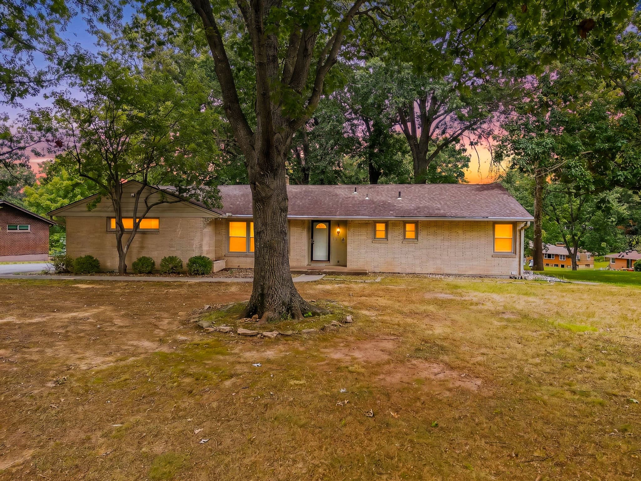 226 NW 43rd Street, Kansas City — front exterior